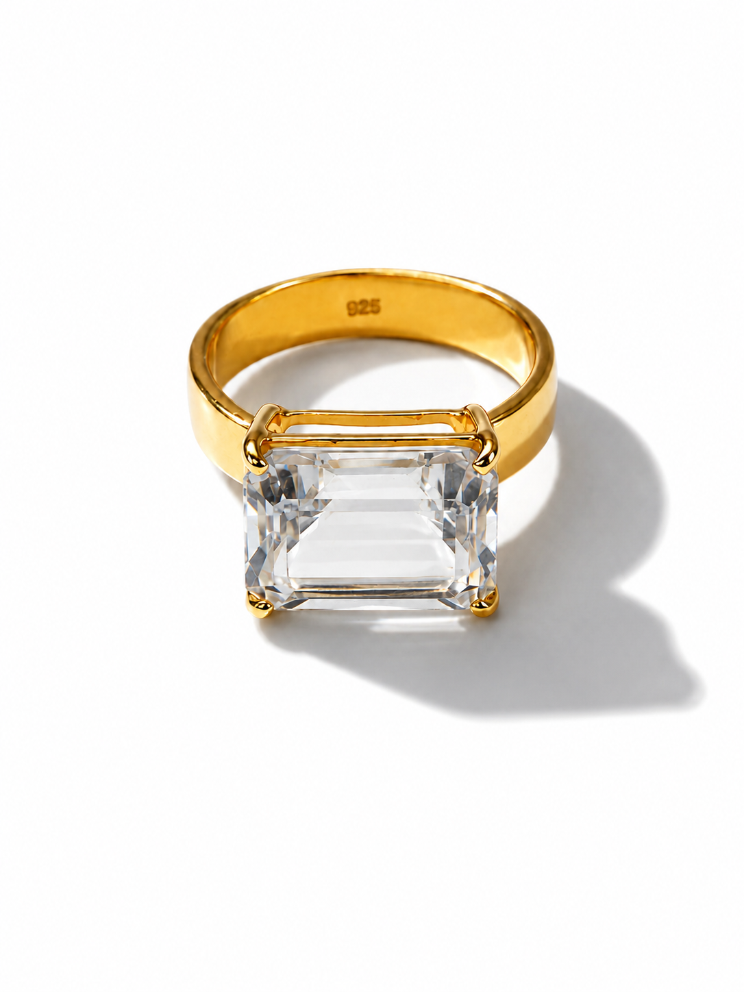 COCKTAIL RING — CRYSTAL MARTINI