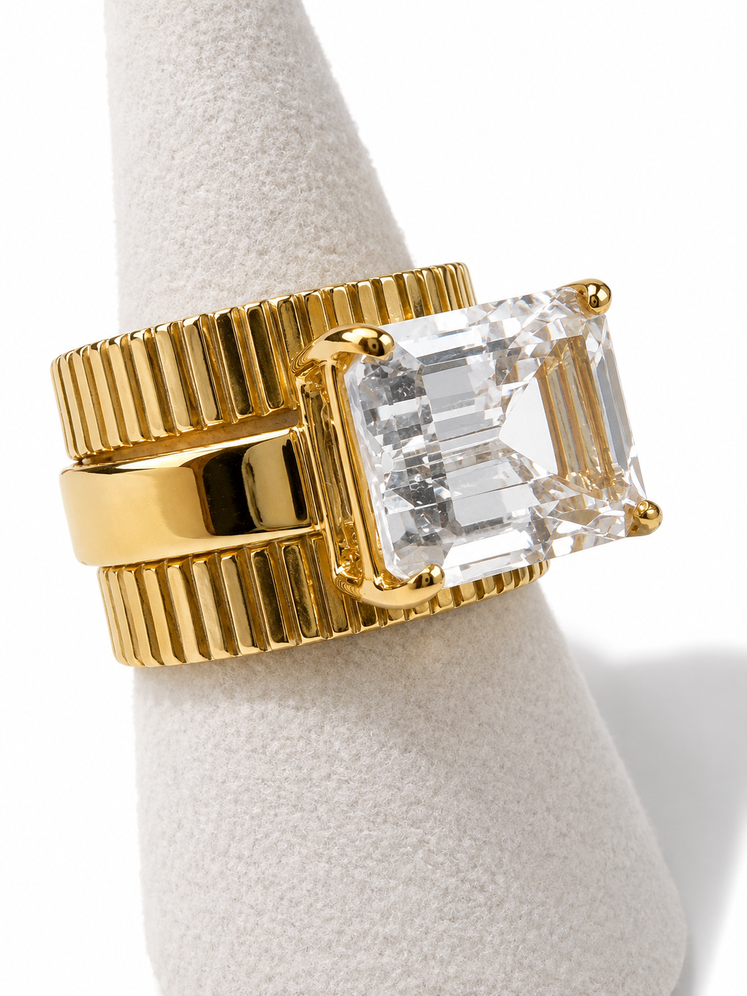 COCKTAIL RING — CRYSTAL MARTINI